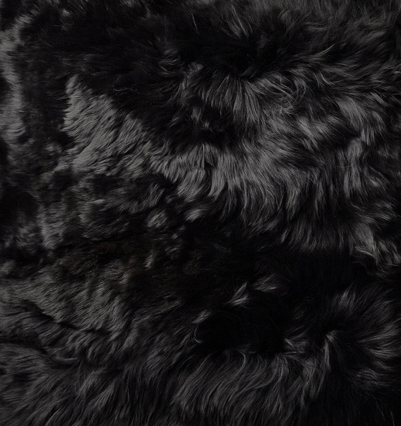 Housse de coussin en fourrure d'alpaga noir Square - Coussin en fourrure d'alpaga de luxe